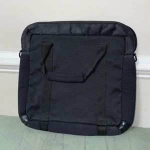 Targus CUL700 notebook case/laptop case